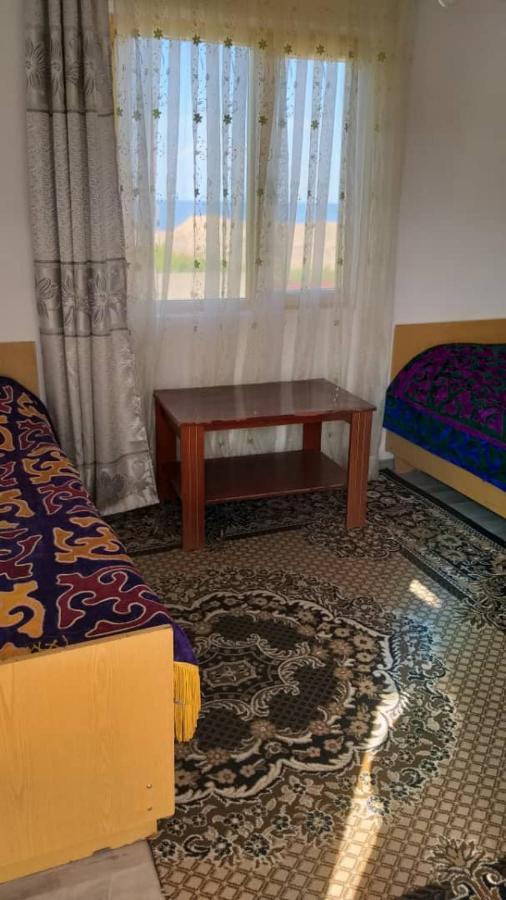 " Umar " Guest House Tong Exterior foto